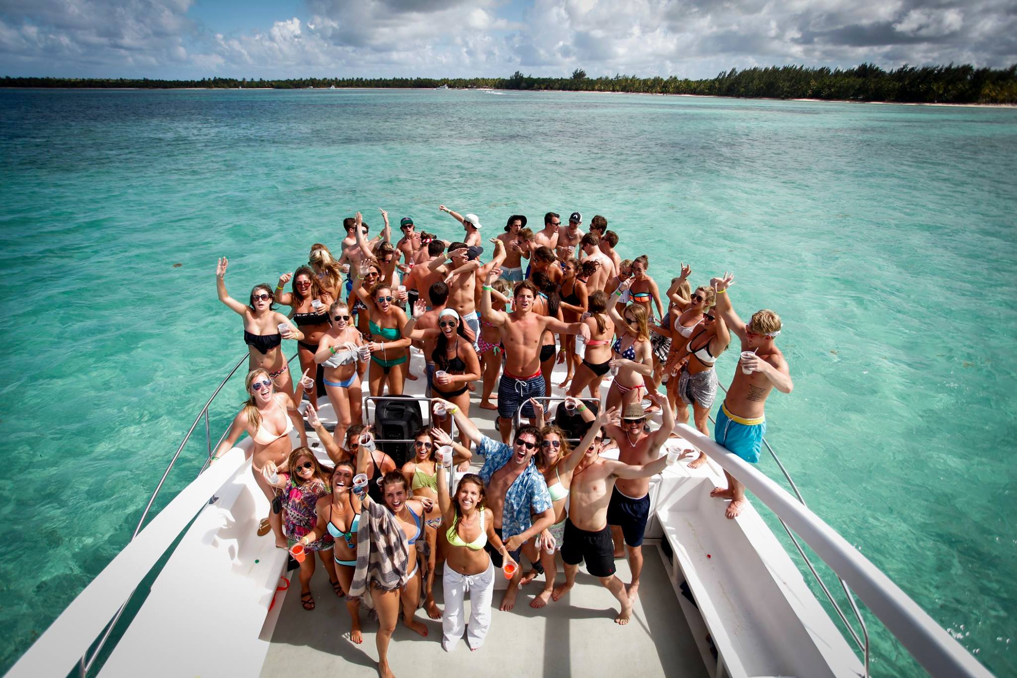 punta cana party boat